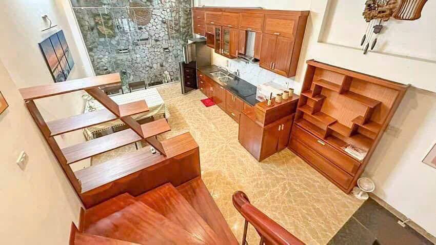 Cho thuê nhà riêng Đ. Lạc Long Quân, Q. Tây Hồ, Tp. Hà Nội - Ảnh 2