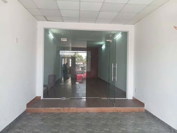 Bán nhà mặt phố P. 3, Tp. Vũng Tàu, T. Bà Rịa - Vũng Tàu - Ảnh 2