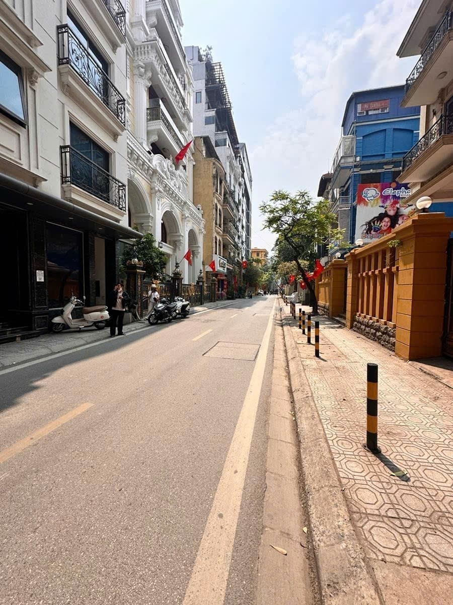 Bán NHÀ MẶT PHỐ HOÀNG HOA THÁM VỈA HÈ, KINH DOANH ĐA NGHÀNH 60M 6 TẦNG 13.9TỶ - Ảnh 3