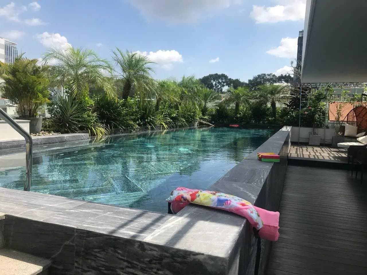 Bán Siêu Biệt Thự Quận 1 , 333m2 , 4 lầu giá chỉ62 tỷ