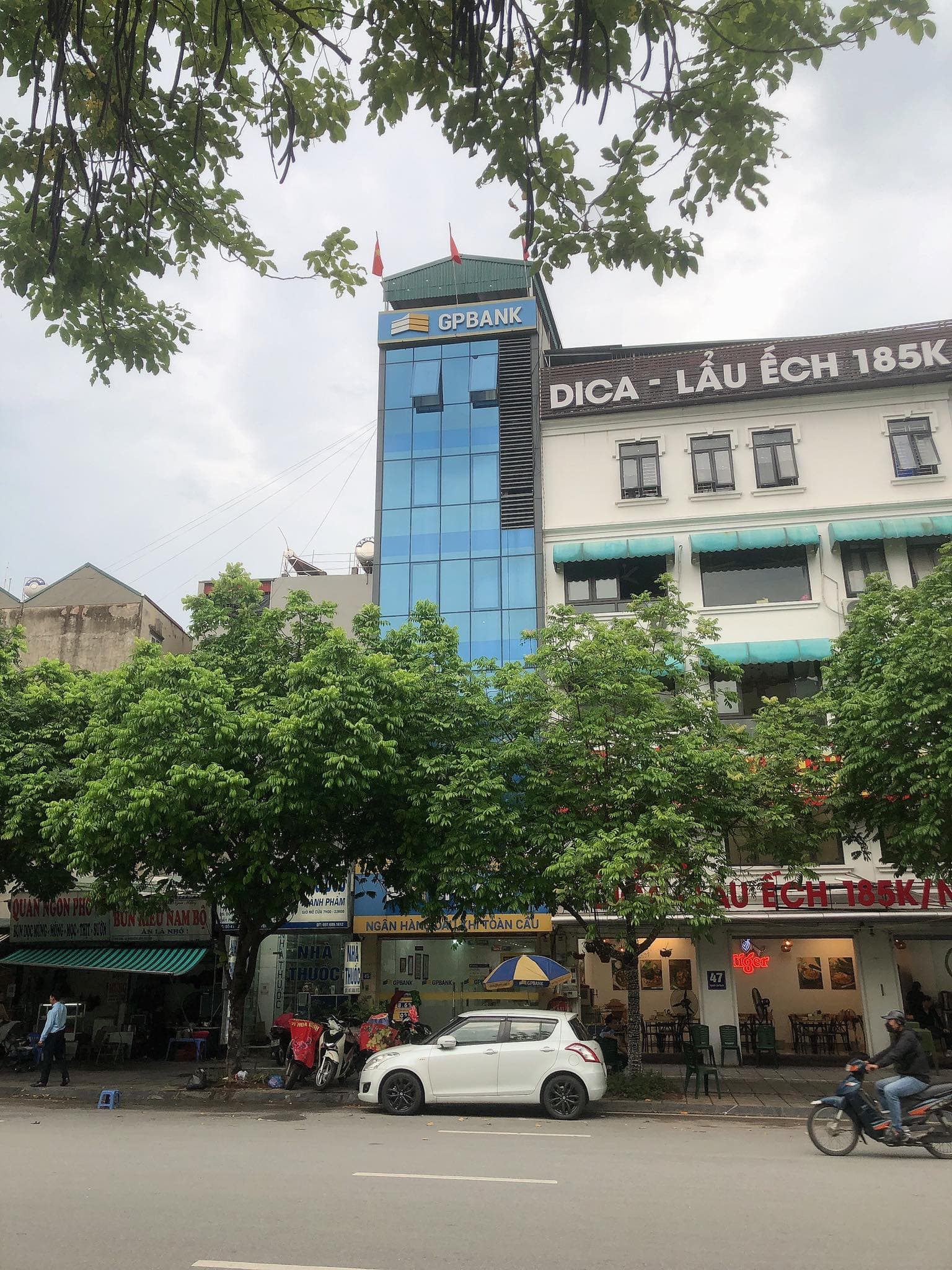 Bán NHÀ MẶT PHỐ HOÀNG HOA THÁM VỈA HÈ, KINH DOANH ĐA NGHÀNH 60M 6 TẦNG 13.9TỶ