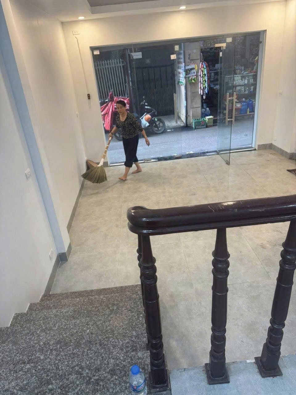 Cho thuê nhà riêng Dịch Vọng, Cầu Giấy 50M x 5T giá 26 triệu Ở VÀ KD ONLINE