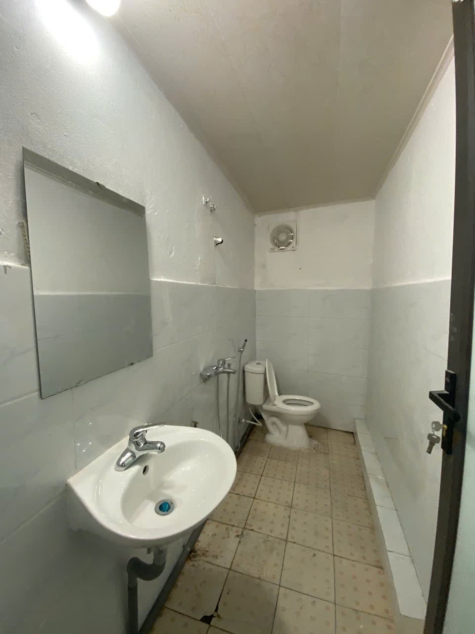 Cho thuê CHO THUÊ KHO LONG BIÊN – 120M² – XE TẢI VÀO TẬN NƠI - Ảnh 2