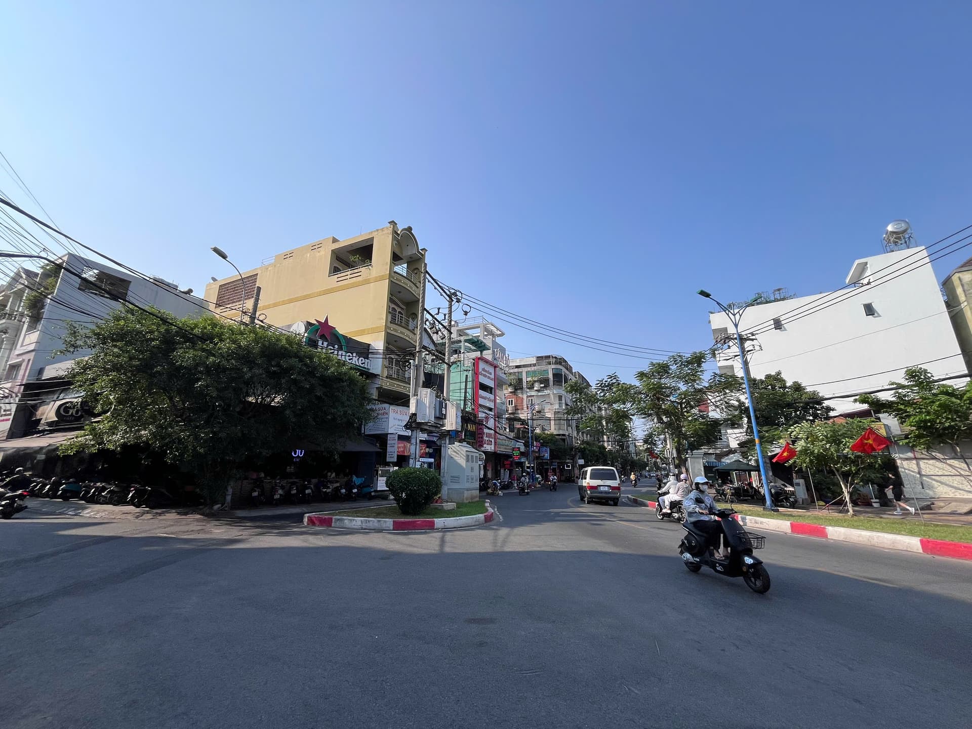 Cho thuê Nhà mặt tiền Tân Bình, Hồ Chí Minh, Diện tích 177m², Giá 100 Triệu/tháng - Ảnh 2