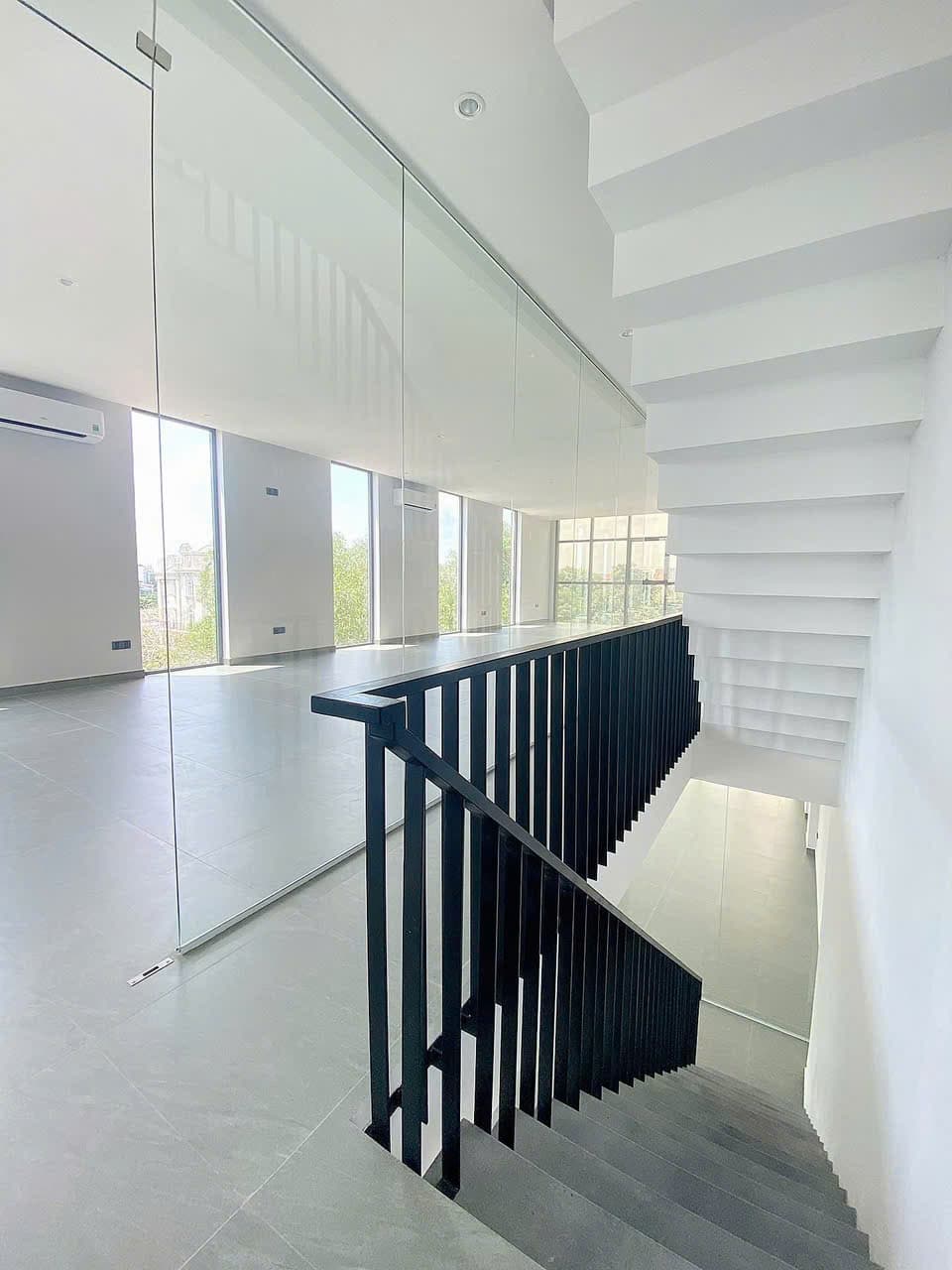 Cho thuê Văn phòng Phường Thảo Điền, Quận 2, Diện tích 113m², Giá Thương lượng - Ảnh 2